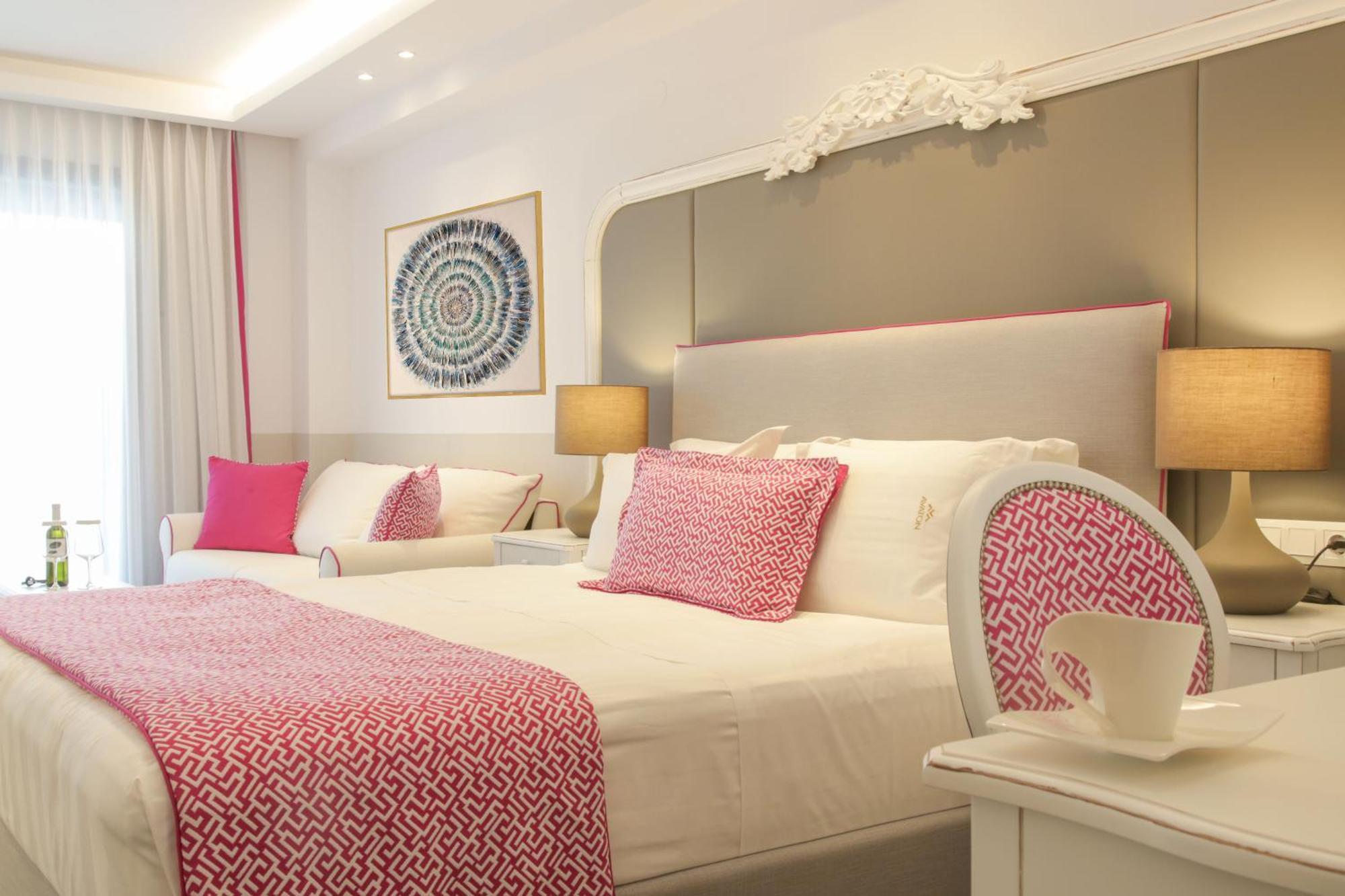 Avaton Luxury Beach Resort - Relais & Chateaux Ouranoupoli Room photo